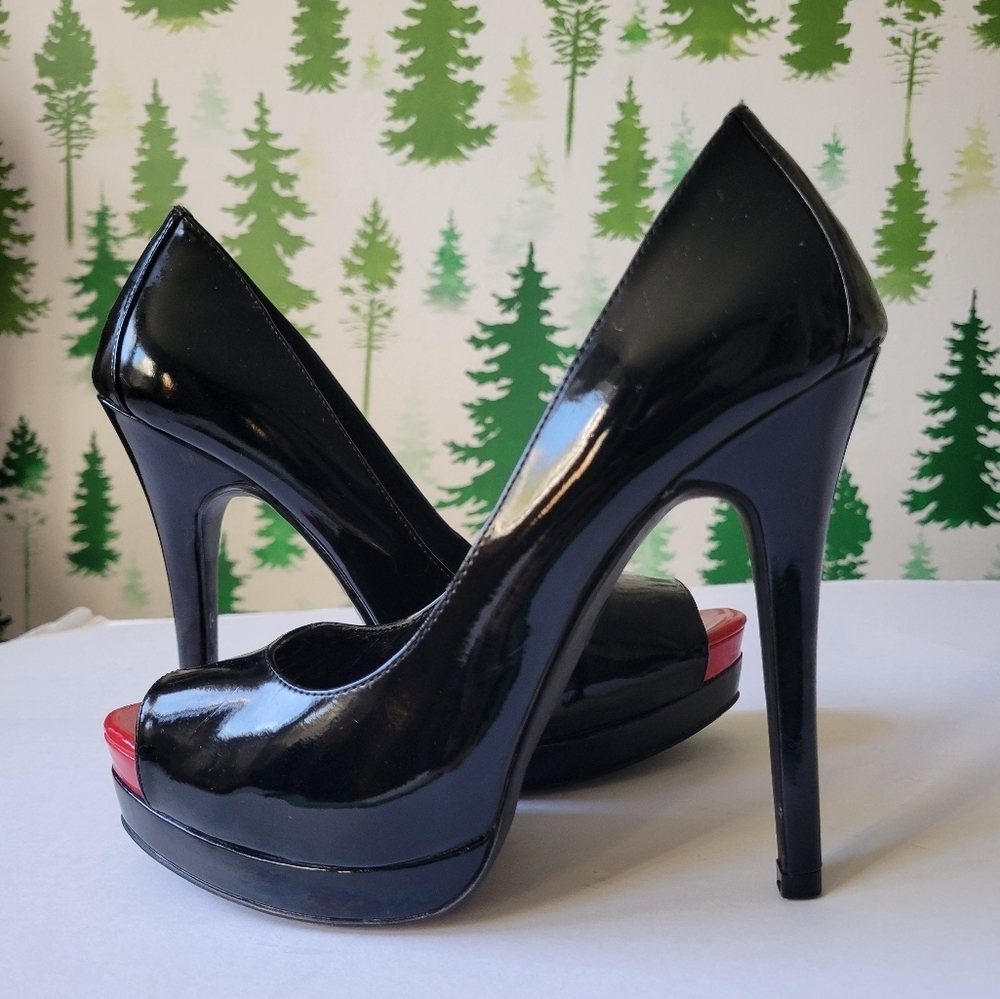 Massimo Black/Red Peep Toe Heels.
